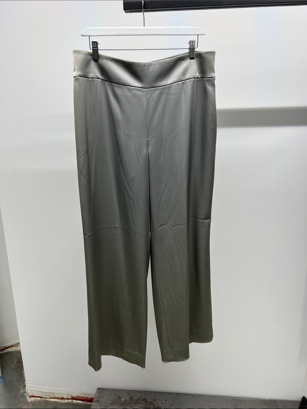 St. John Wide Leg Satin Pants